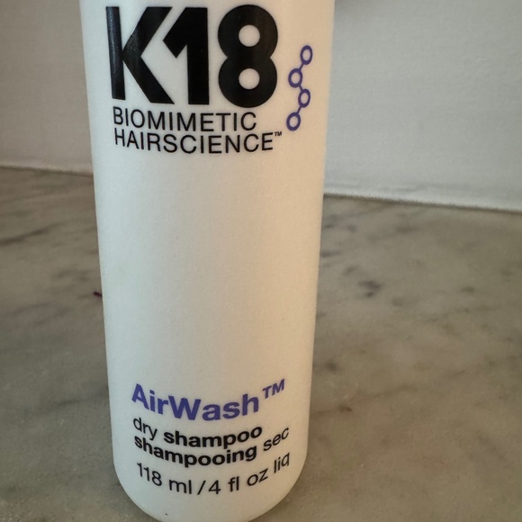 K18 Biomimetic Hairscience  AirWash™ Dry Shampoo (4 oz) - Picture 2 of 2